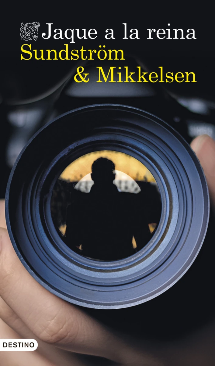 Portada de 'Jaque a la reina', de Lena Sundström y Jens Mikkelsen Portada de 'Jaque a la reina', de Lena Sundström y Jens Mikkelsen