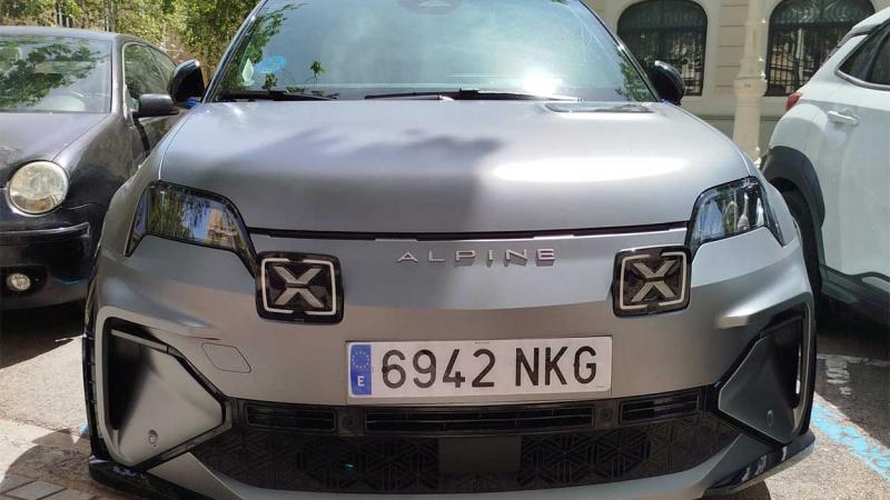 alpine.frontal.gris alpine.frontal.gris