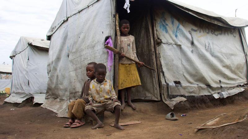 Niños en el campamento de Kigonze para desplazados internos (PDI) en las afueras de Bunia, provincia de Ituri, República Democrática del Congo, el 9 de junio de 2026. Niños en el campamento de Kigonze para desplazados internos (PDI) en las afueras de Bunia, provincia de Ituri, República Democrática del Congo, el 9 de junio de 2026.