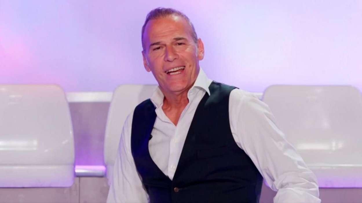  Carlos Lozano en la promo de 'Amor... ¡o lo que surja!' (Telecinco)