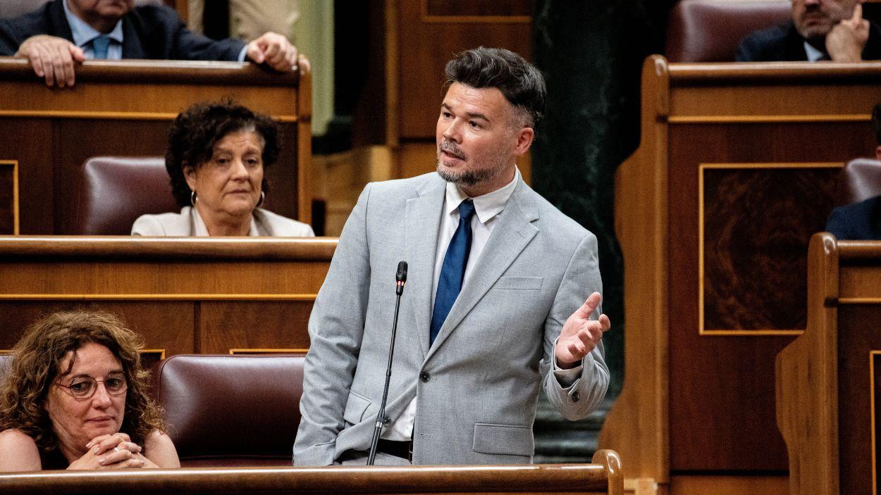 El portavoz de ERC en el Congreso, Gabriel Rufián, interviene durante una sesión de control al Gobierno, en el Congreso de los Diputados, a 17 de junio de 2026. EP.