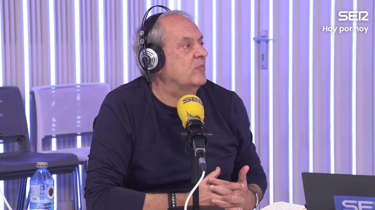 El periodista Javier Aroca en la Cadena SER en una imagen de archivo.