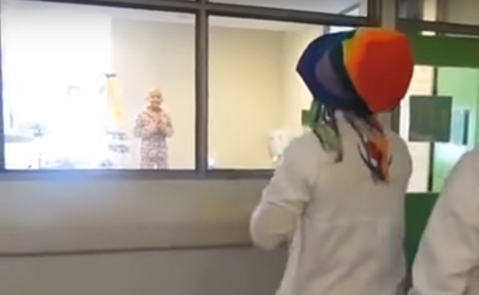 Un momento del baile de 'Despacito' en el hospital de Puerto Montt (Chile)