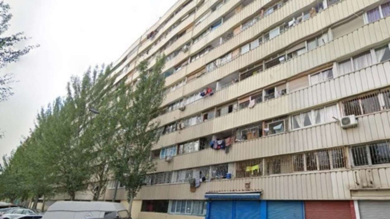 El edificio Venus, situado en el barrio de la Mina de Sant Adrià de Besòs (Barcelona). Imagen de archivo. SÍNDIC DE GREUGES
