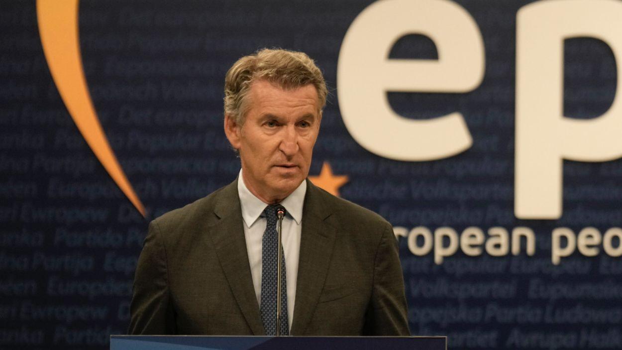 El líder del PP, Alberto Núñez Feijóo, en la reunión del Partido Popular Europeo en Bruselas. EP