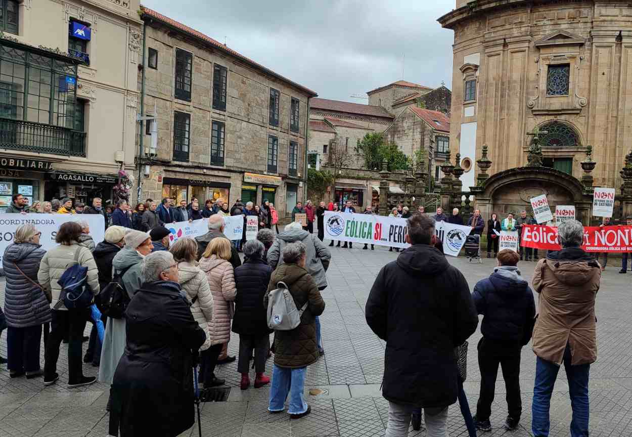 Imagen de una de las protestas contra la gestión de la política eólica por parte de la Xunta de Galicia celebrada en Pontevedra (Foto: Europa Press/Archivo).