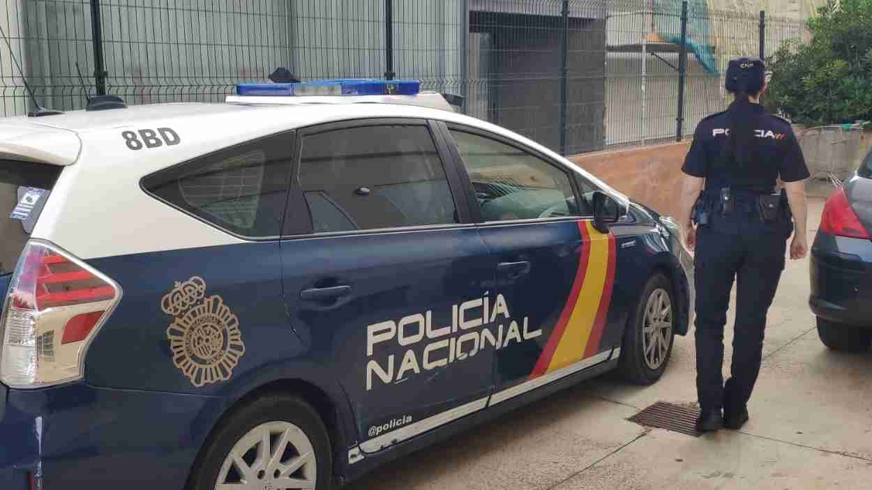 Imagen de archivo de un coche de la Policía Nacional. EP