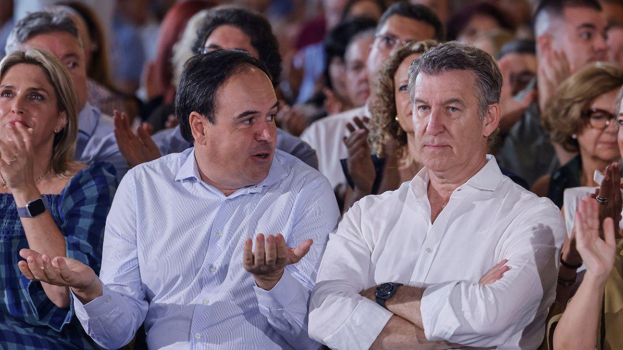 El presidente del Partido Popular, Alberto Núñez Feijóo, y el presidente de la Generalitat Valenciana, Juanfran Pérez Llorca. EP.