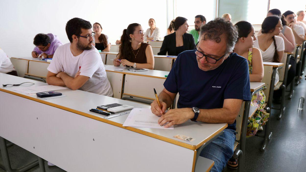 Centro de coordinación de las oposiciones docentes de Andalucía / EP