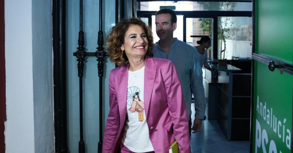 María Jesús Montero acusa al juez Peinado de someter a Begoña Gómez a un «juicio político»