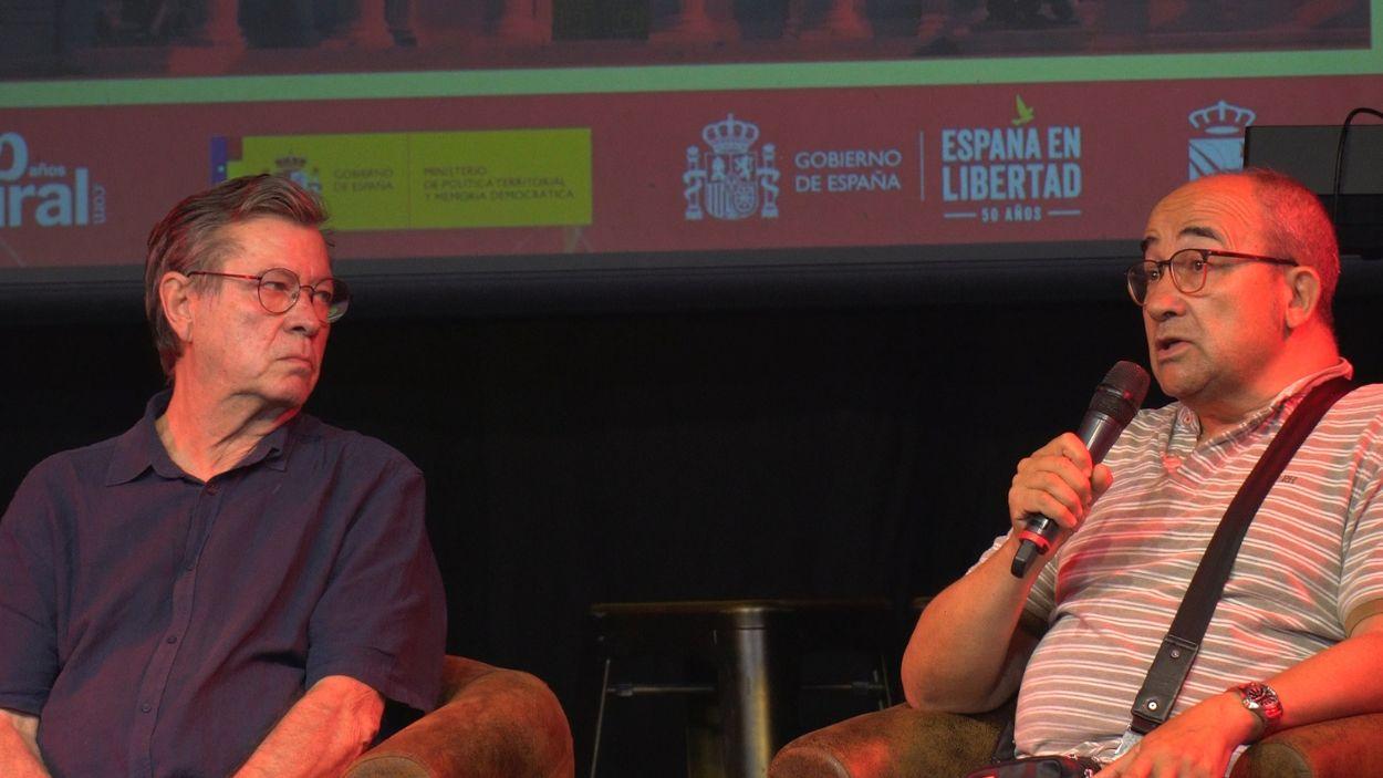 Juan Luis Valenzuela y Javier Almazán hablaron sobre lo que costó conseguir derechos en la Transición.