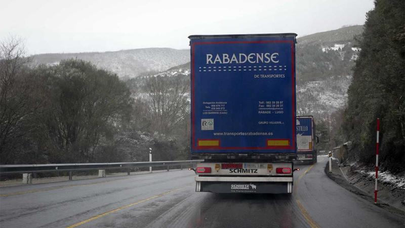  carretera mojada 17 