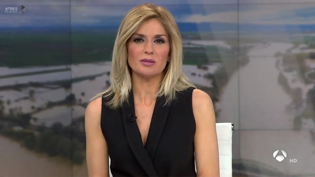 Sandra Golpe en 'Antena 3 Noticias 1'. Atresmedia