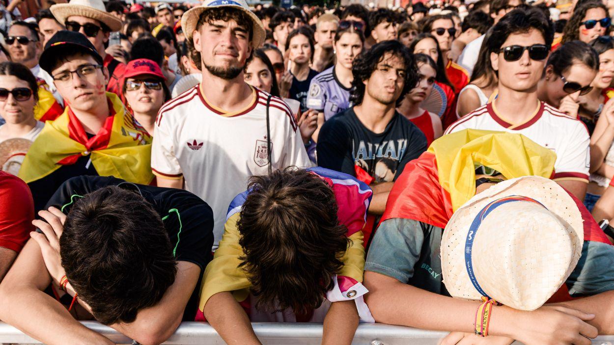 Varias personas durante el primer partido disputado por la selección española en la Copa Mundial de la FIFA 2026, a 15 de junio de 2026, en Madrid (España). 