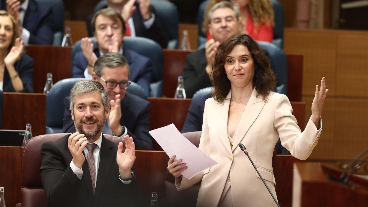 La presidenta de la Comunidad de Madrid, Isabel Díaz Ayuso, durante una sesión plenaria, en la Asamblea de Madrid, a 18 de junio de 2026, en Madrid (España). EP.