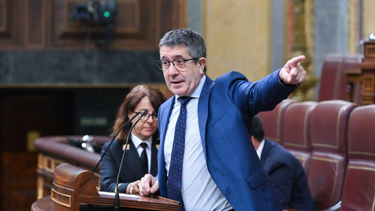 El portavoz del PSOE en el Congreso de los Diputados, Patxi López, durante la comparecencia de Pedro Sánchez. EP