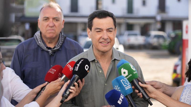 El presidente en funciones de la Junta de Andalucía, Moreno Bonilla, en la tradicional Saca de las yeguas / EP