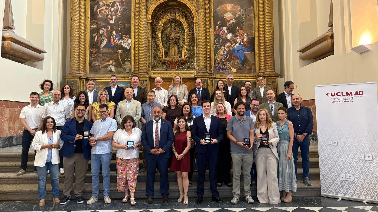 La UCLM cierra su aniversario reconociendo a la prensa: "Sin vosotros, el impacto sería mucho más desconocido". UCLM.