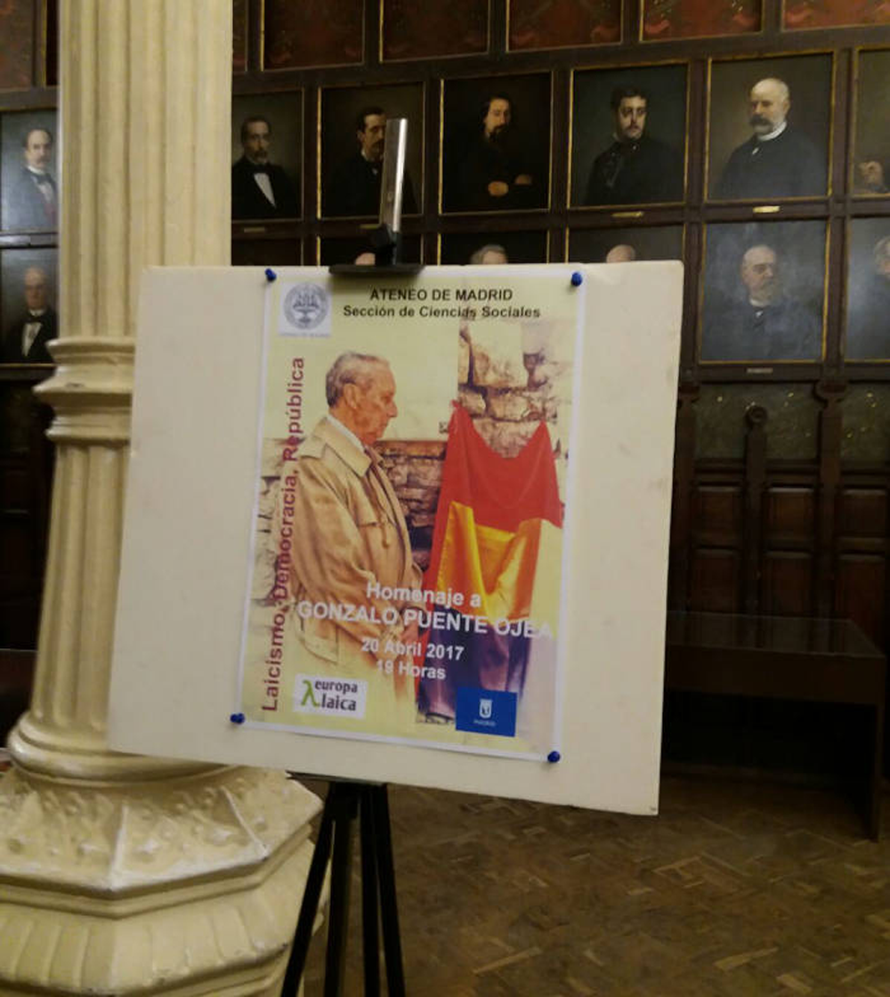 Homenaje a Gonzalo Puente Ojea en el Ateneo de Madrid.