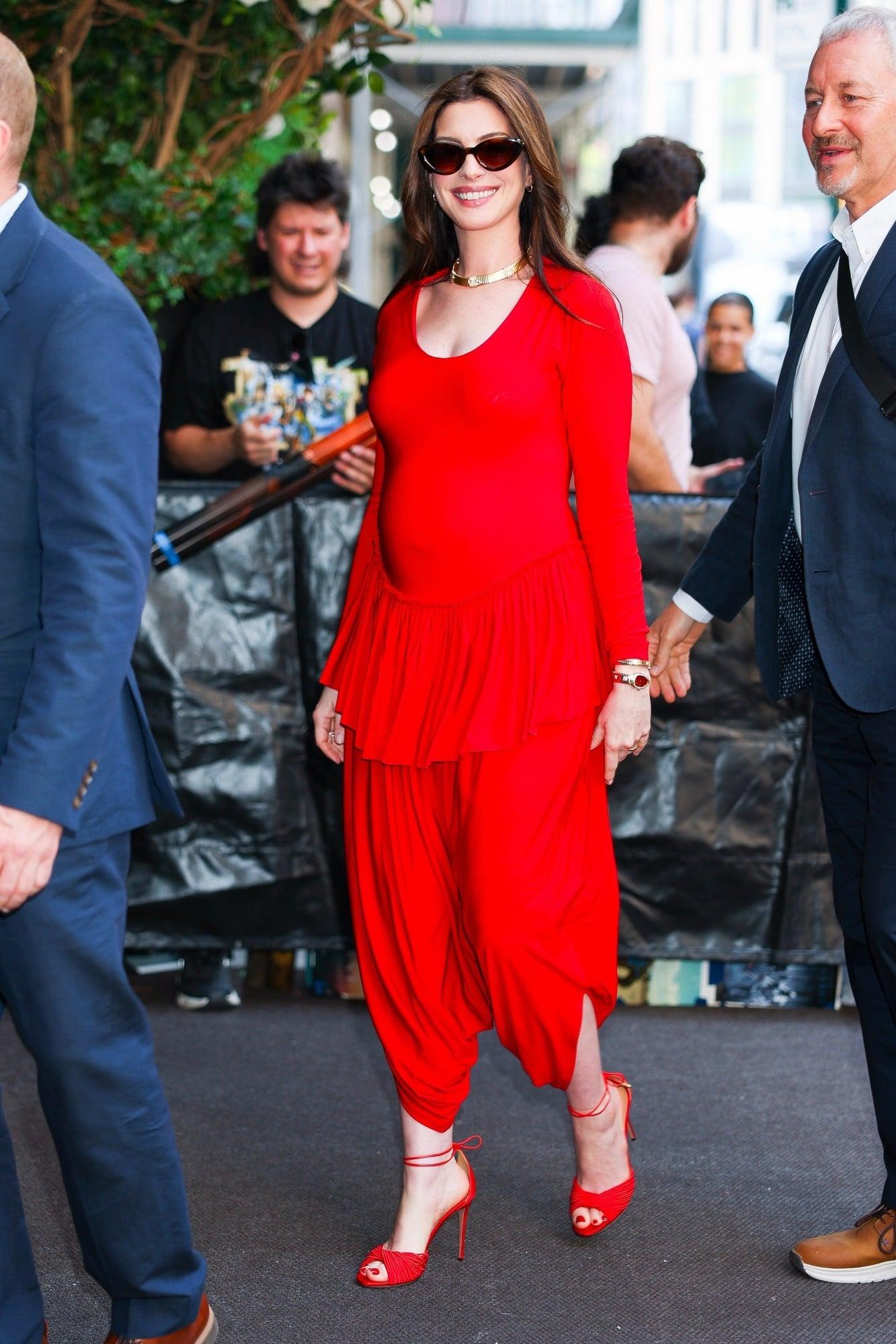 AnneHathaway 010626 2 AnneHathaway 010626 2