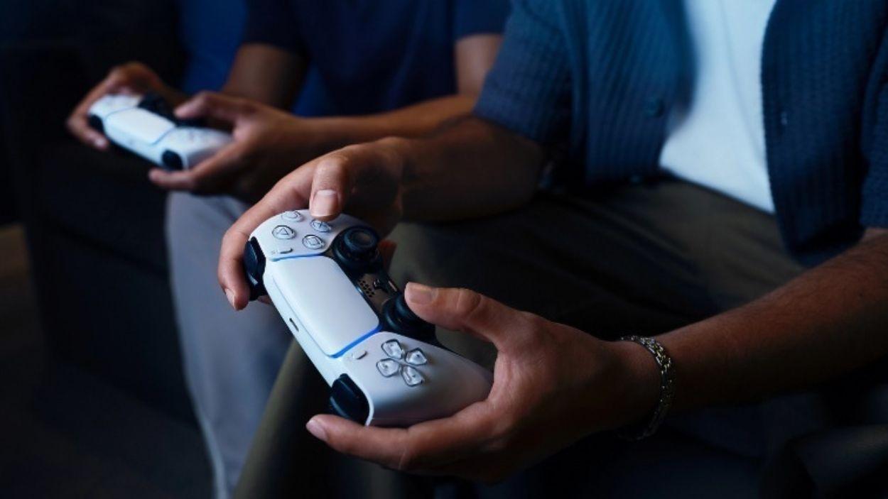 PlayStation sacude el sector del videojuego, entierra la era del coleccionismo y desnaturaliza la propiedad. Europa Press.