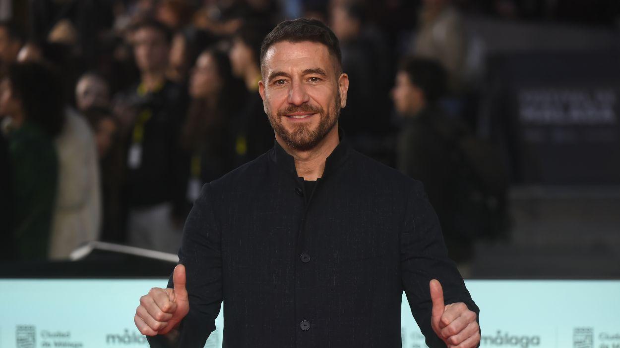 El actor Raúl Tejón posa en la alfombra roja del Festival de Málaga. EP.