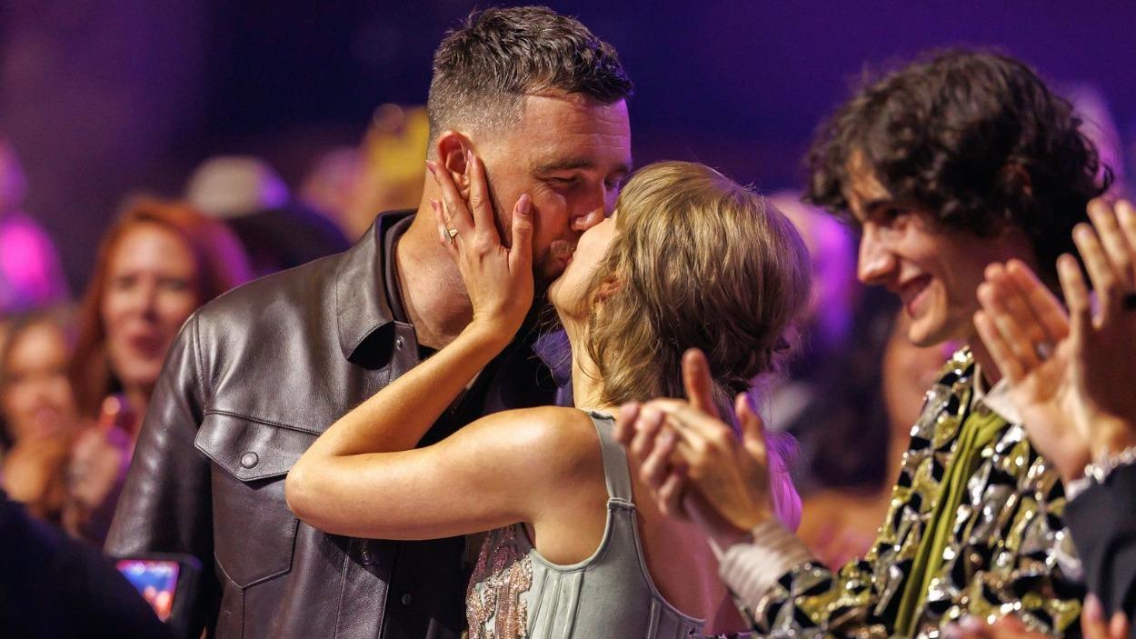 Taylor Swift & Travis Kelce / Getty