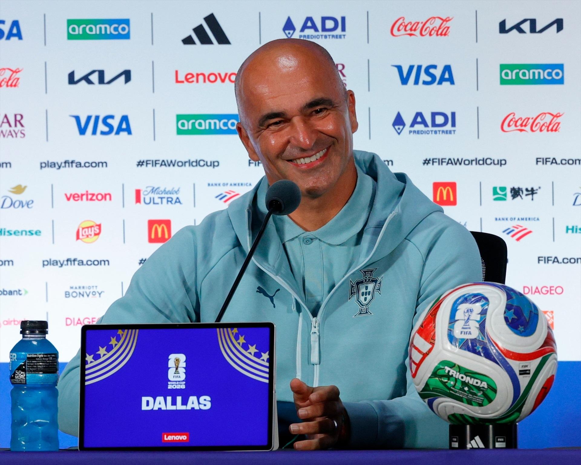 Roberto Martínez durante una rueda de prensa| EP