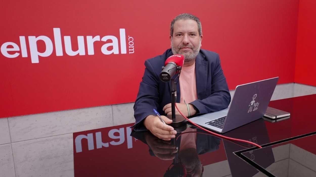 La mesa del director | La anécdota de 2018 que destapa las dos caras de Moreno Bonilla