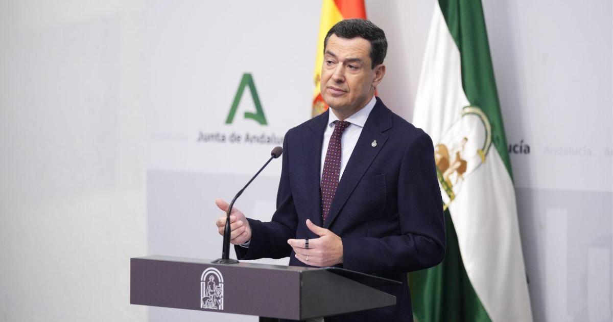 La Junta de Andalucía da por «estabilizado» el incendio de Los Gallardos y autoriza el realojo de 1.000 personas