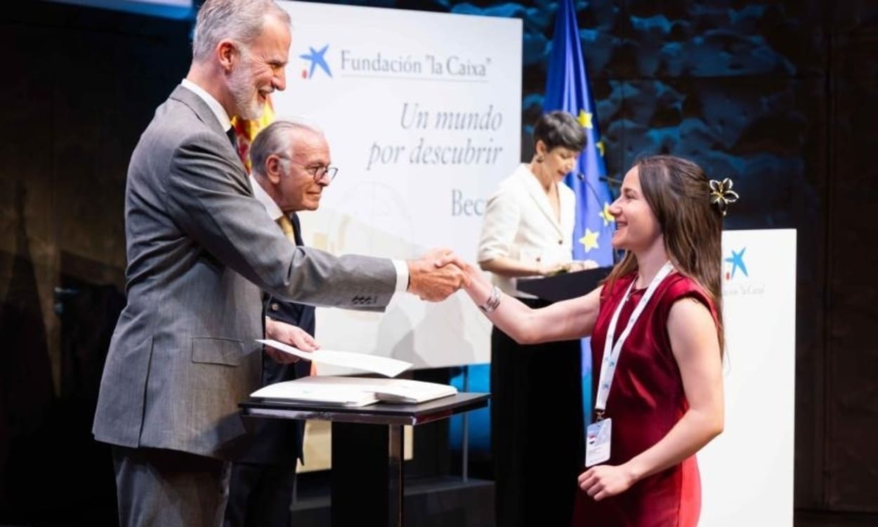 El Rey Felipe VI entrega de las becas de posgrado en el extranjero de la Fundación "la Caixa". FUNDACIÓN "LA CAIXA"