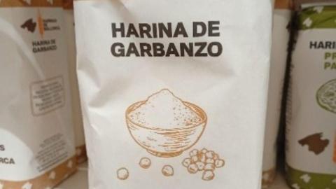 La AESAN lanza una alerta por la presencia de gluten no etiquetado en dos lotes de harina de garbanzo