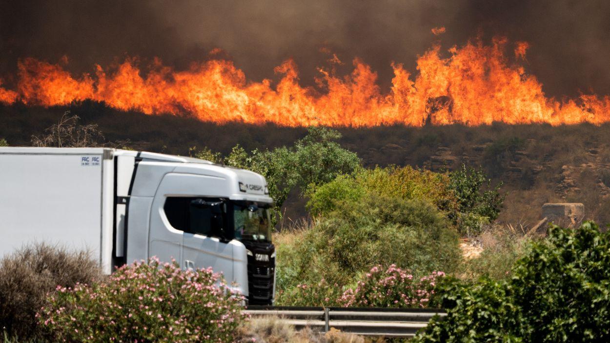 Imágenes del incendio forestal de los Gallardos (Almería). EP.