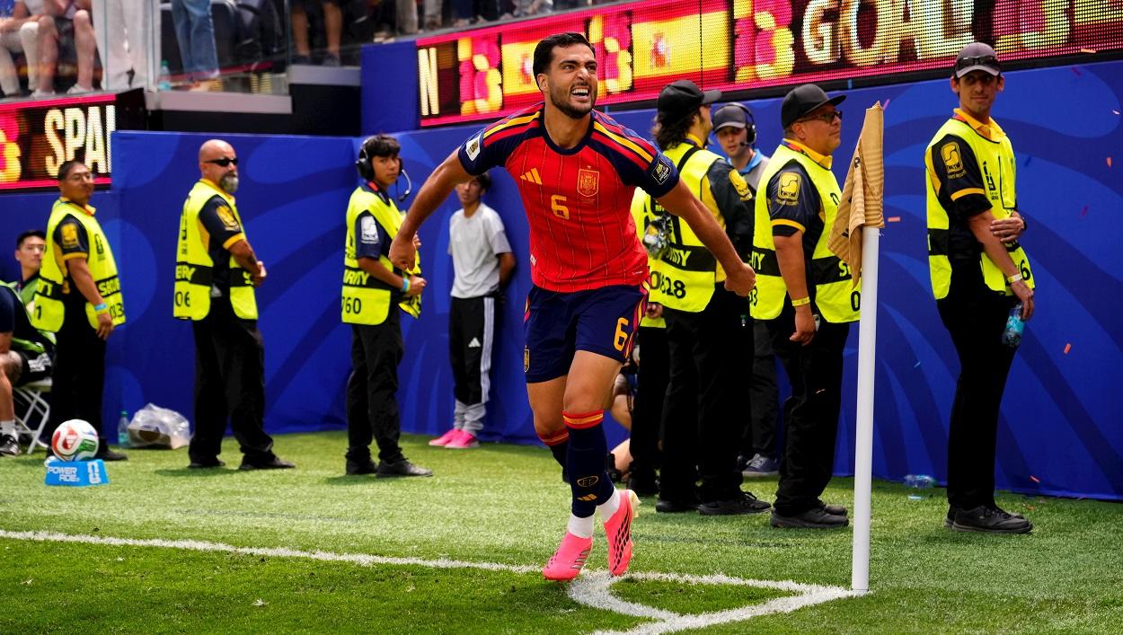 Mikel Merino celebra el gol que dio a España el pase a las semifinales del Mundial 2026. EP