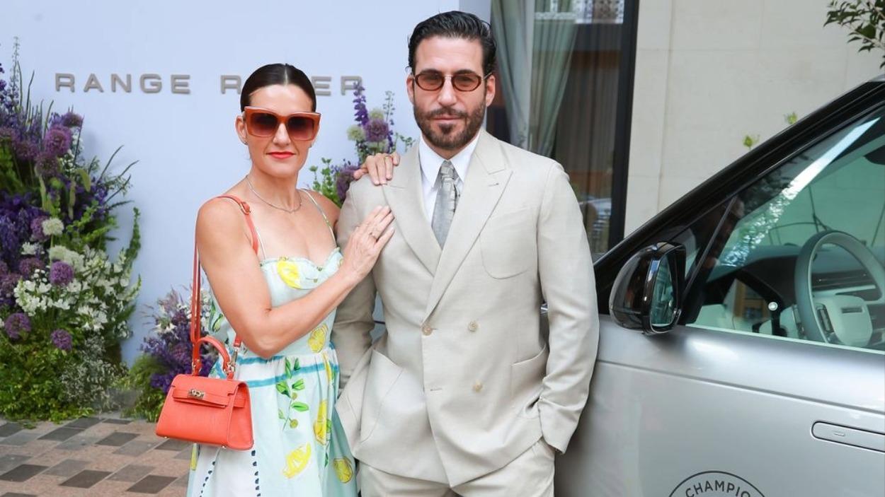 Miguel Ángel Silvestre y su hermana María