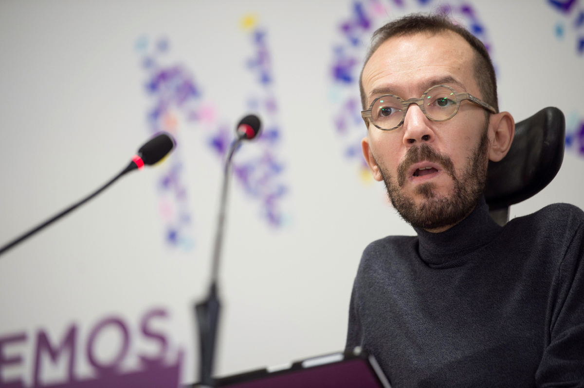 El portavoz de Podemos Pablo Echenique comparece en rueda de prensa tras la reunión del Consejo de Coordinación