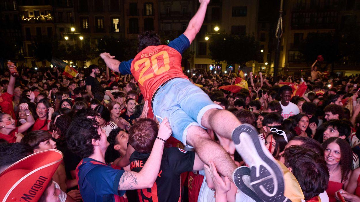 Aficionados de la selección española en Pamplona durante la final del Mundial 2026
