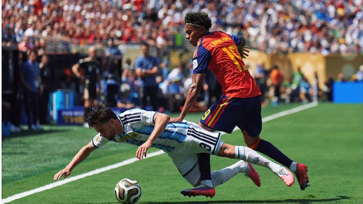 Lamine Yamal durante la final del Mundial