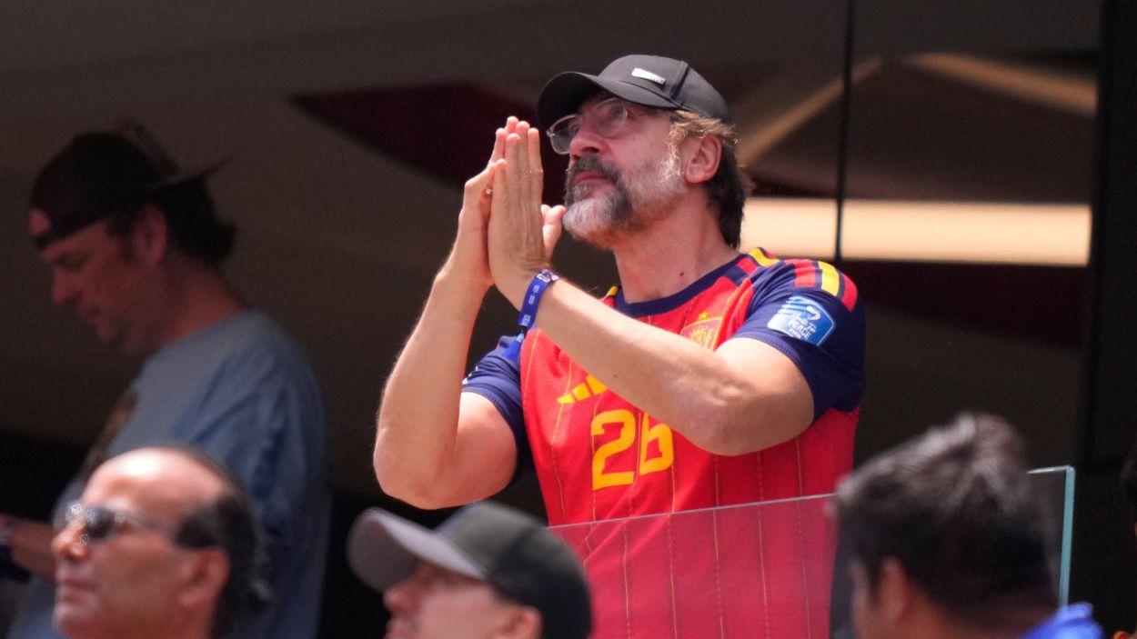 Javier Bardem en la grada del partido que jugó España contra Bélgica en cuartos de final