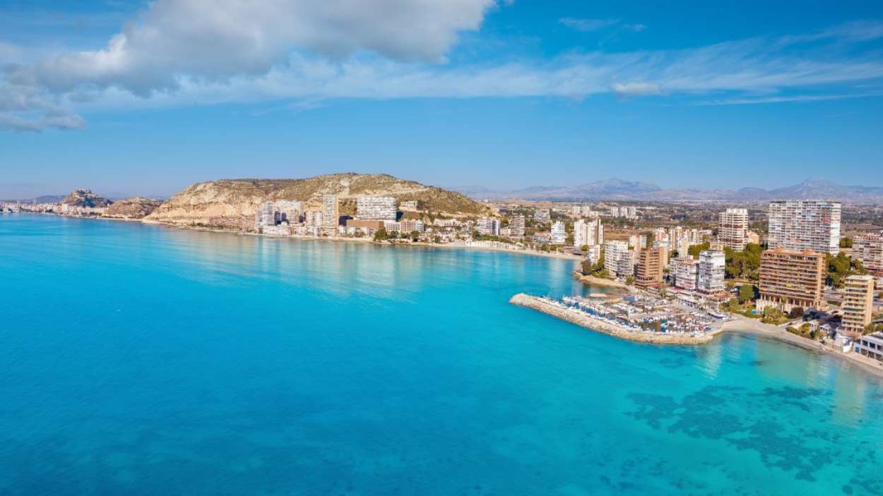 Alicante, un destino donde el verano se disfruta durante todo el año