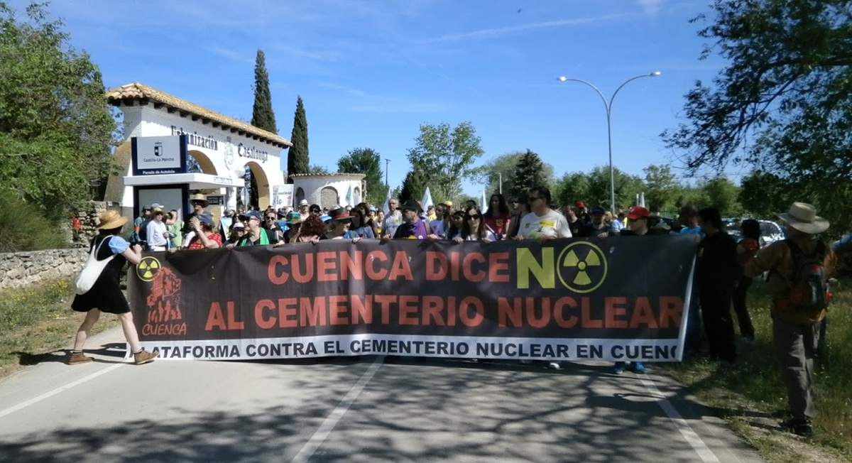 Marcha contra el cementerio nuclear en Villar de Cañas (Cuenca)