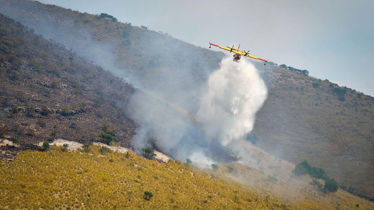 Canadair CL 415 . EP