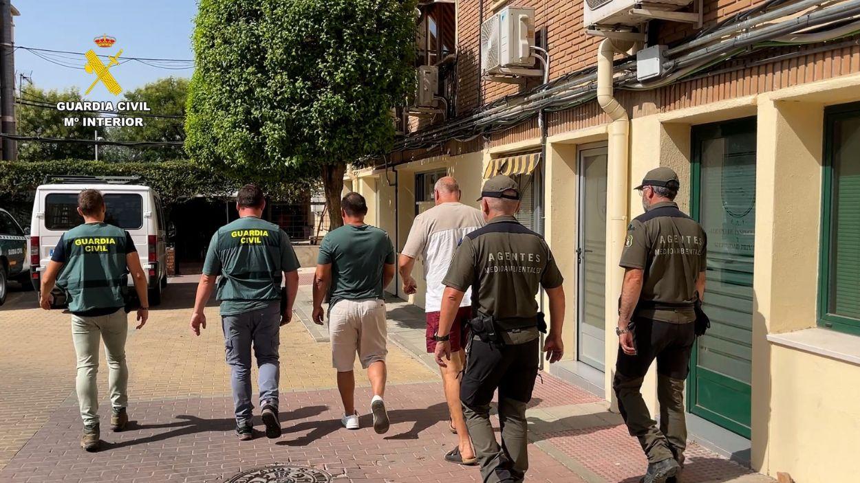 Dos detenidos como presuntos responsables del incendio de Almorox por trabajos de soldadura no autorizados. Guardia Civil.