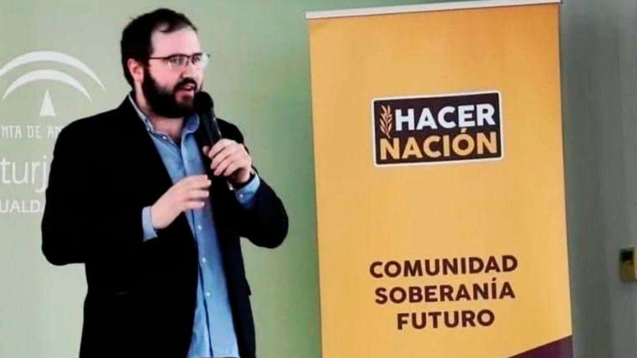 Mario Martos en su etapa en Hacer Nación antes de pasar a las filas de Vox