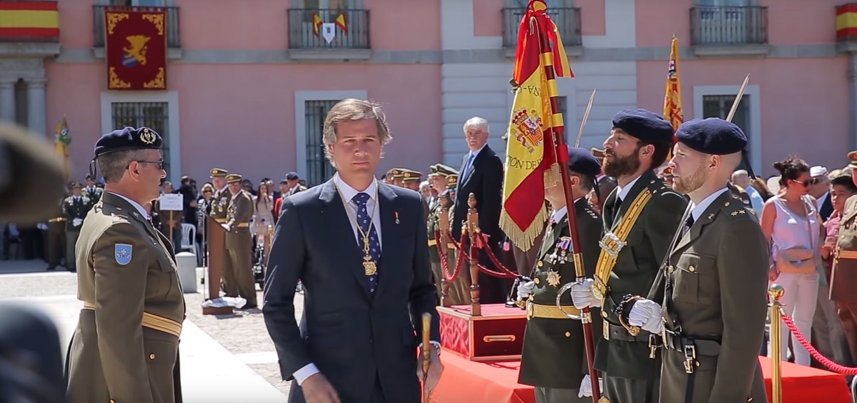 El alcalde de Boadilla del Monte Antonio González Terol durante la Jura de bandera fuente Ayuntamiento de Boadilla del Monte