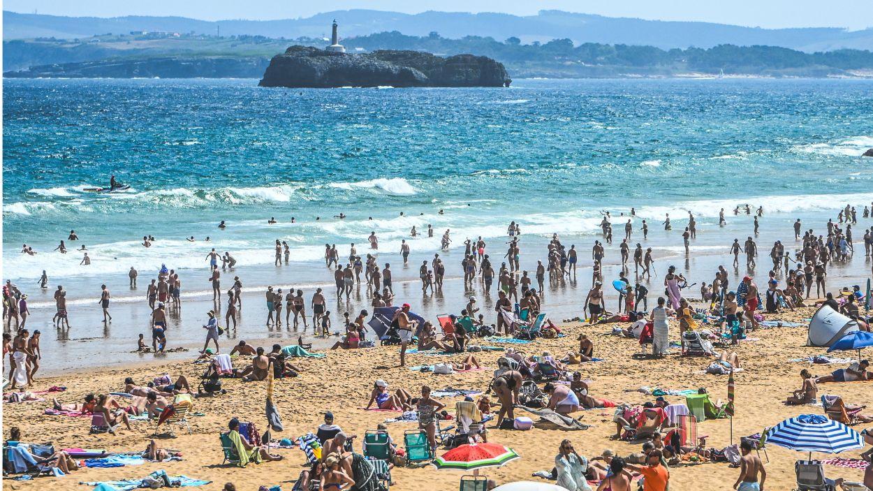 Primera playa de El Sardinero, a 10 de agosto de 2025, en Santander, Cantabria. EP.