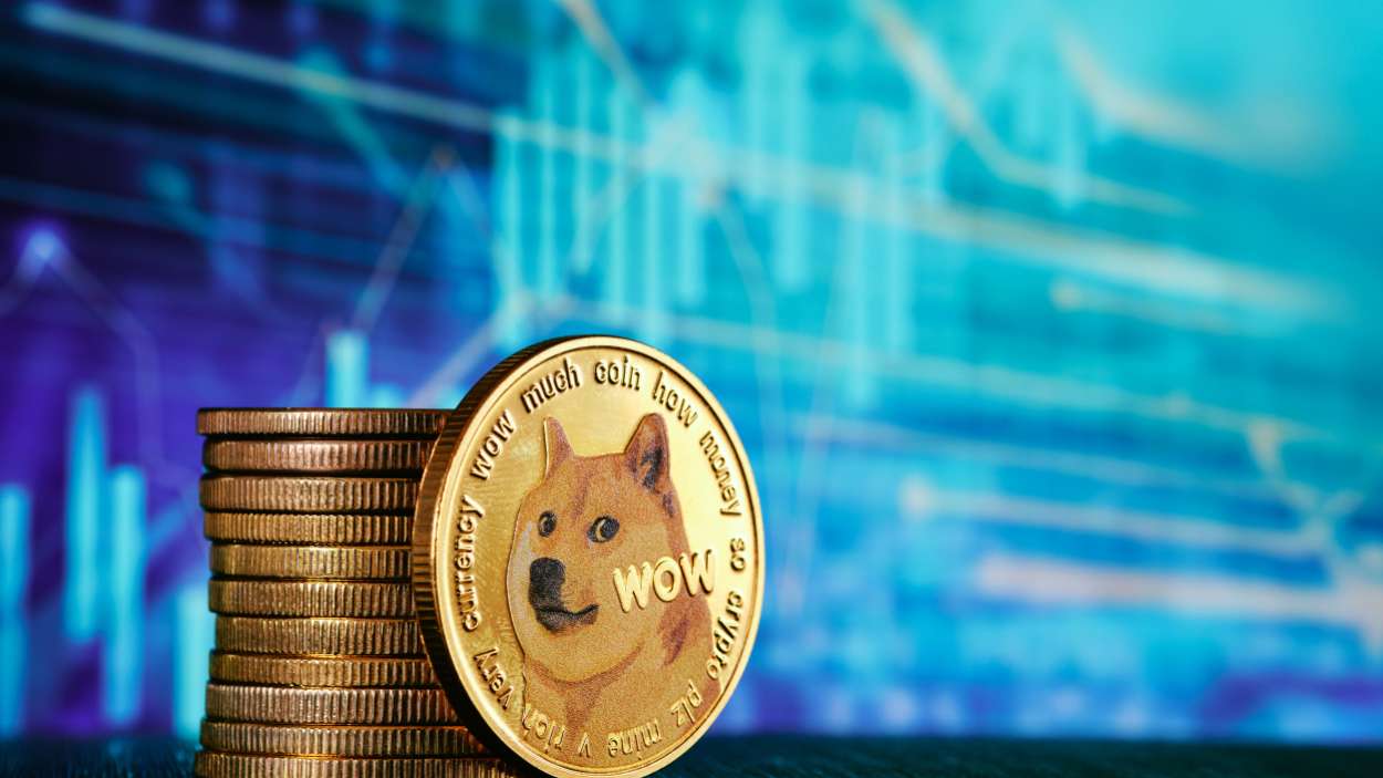 Noticias de Dogecoin Los poseedores ganan 5000 € al mes en Dogecoin a través de la minería en la nube ASDeFi