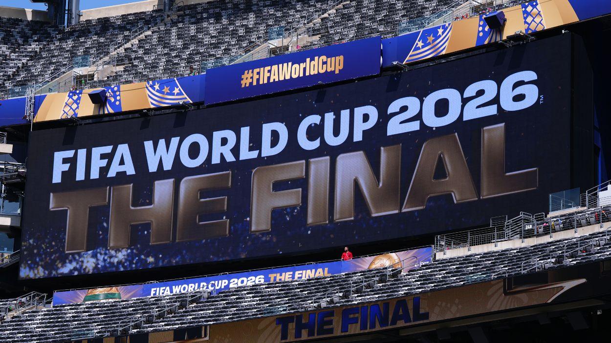 Pantalla gigante del estadio antes de la final de la Copa Mundial de la FIFA 2026 entre España y Argentina en el Estadio de Nueva York-Nueva Jersey. EP.