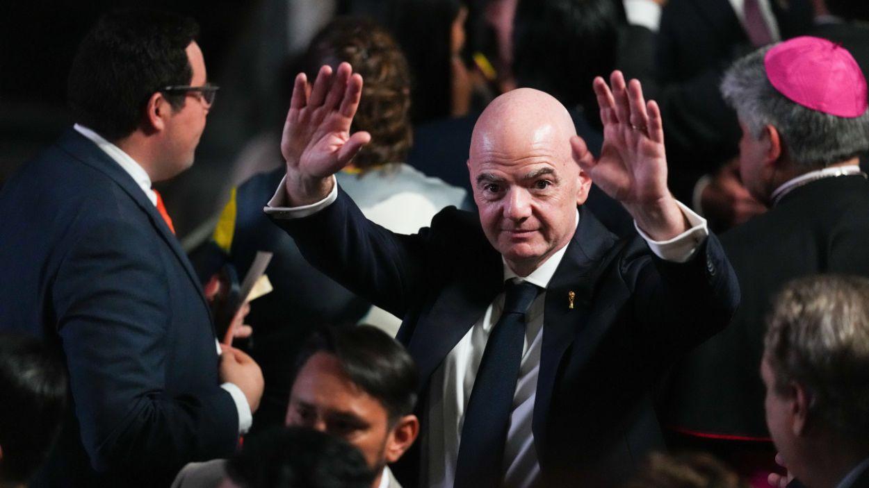 El presidente de la FIFA, Gianni Infantino, asiste a la investidura del presidente de Colombia, Abelardo de la Espriella. Europa Press. (1)