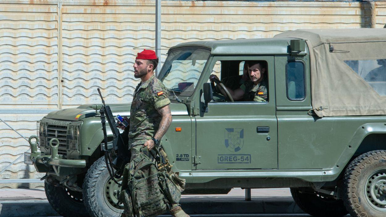 Militares desplegados en Ceuta. EP